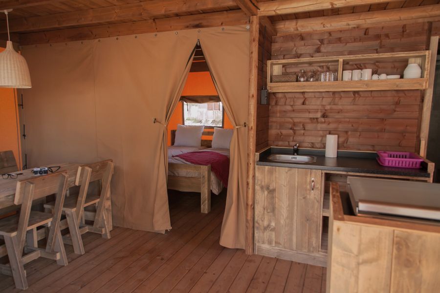 3 Camping Riu salon Glamping en la Naturaleza-Loft