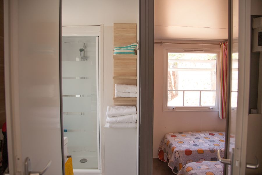 Camping Cala Gogo bathroom Mobil Home Standard Garbi Terrace