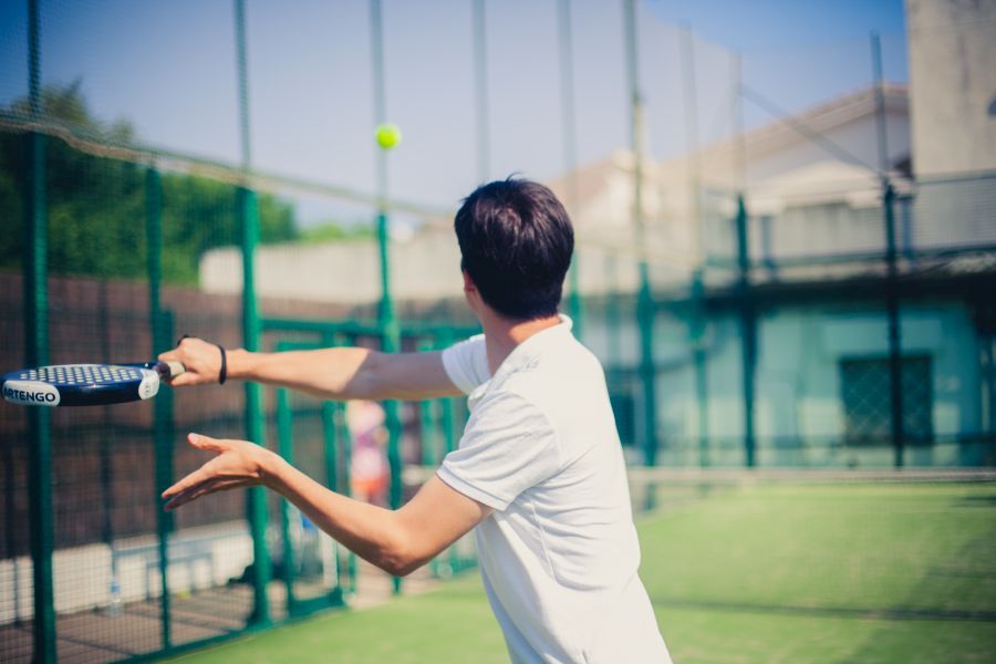 Camping Caballo de Mar. Pista de padel. Camping con pista para jugar a padel