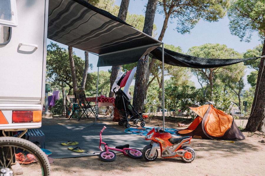 Camping Cala Canyelles Parcela XL para autocaravanas y caravanas en la Costa Brava