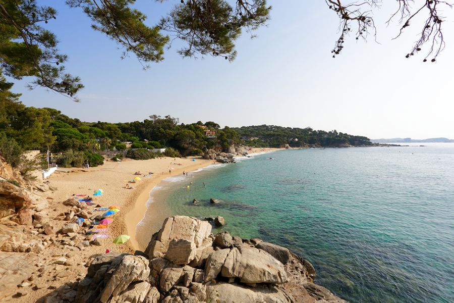 Camping Cala Gogo camping near the Camino de Ronda (Playa de Aro sagaro)