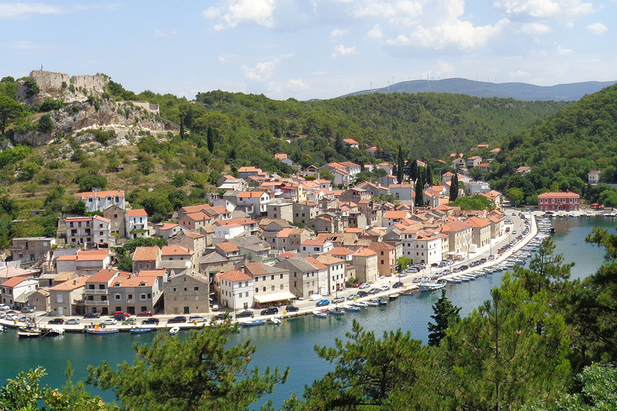 Ruinas castillo Croacia