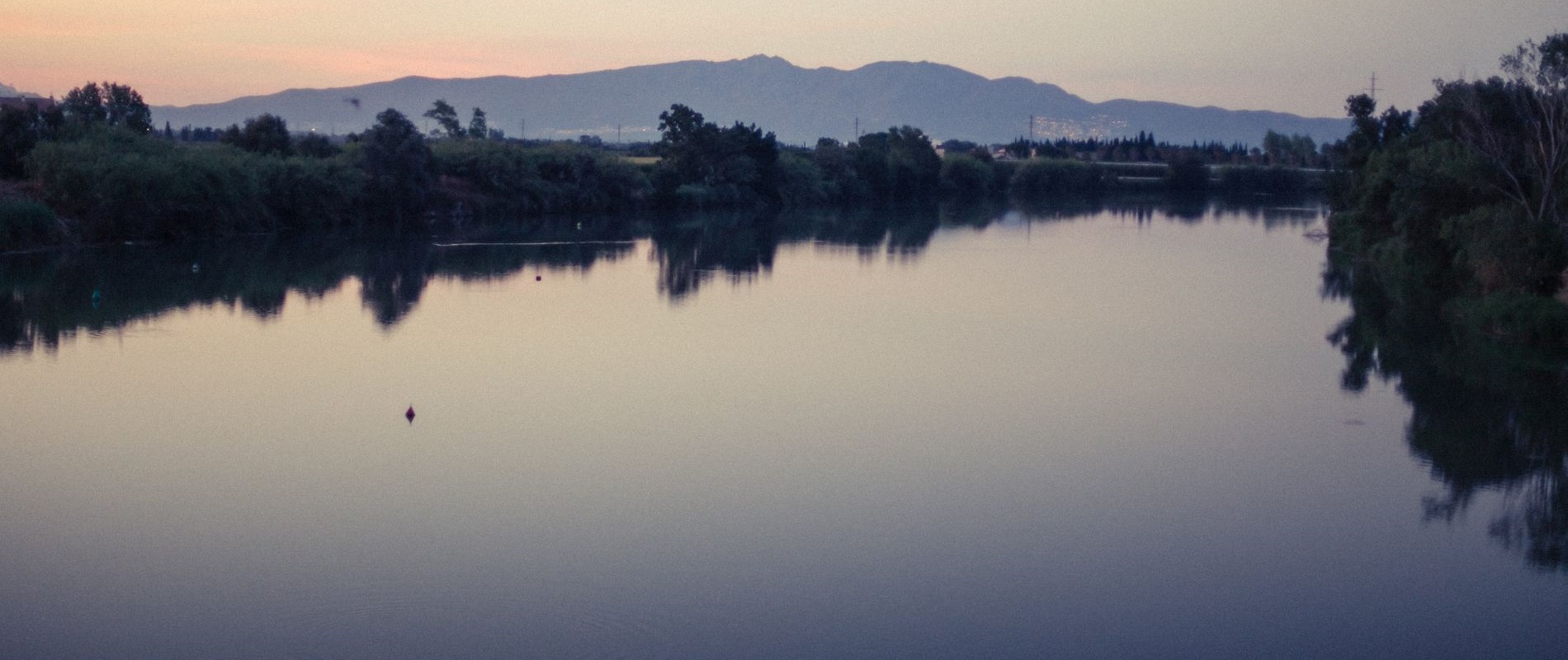 Rio Fluvià  junto al camping Senia Riu en Alt Empordà